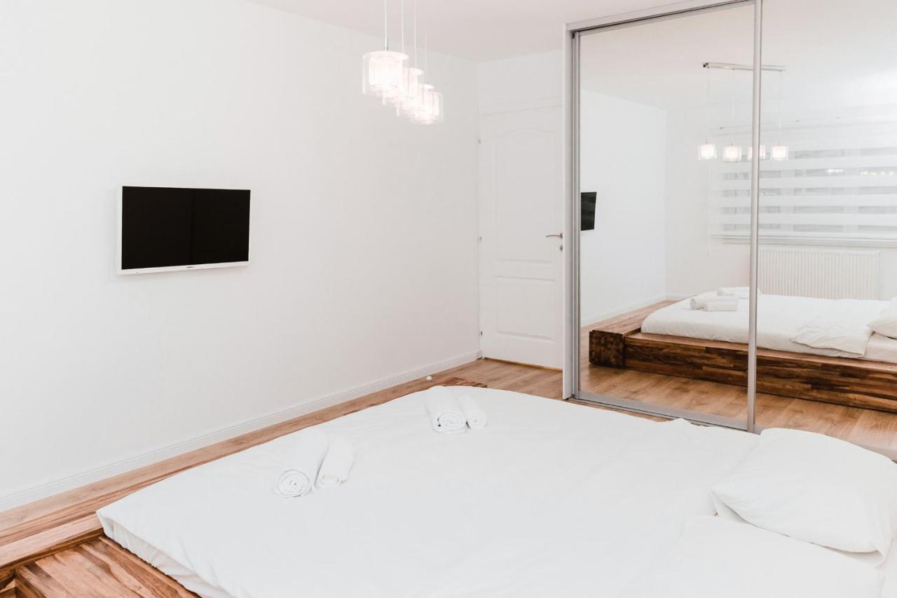 N&B Apartments Cluj Napoca Bagian luar foto