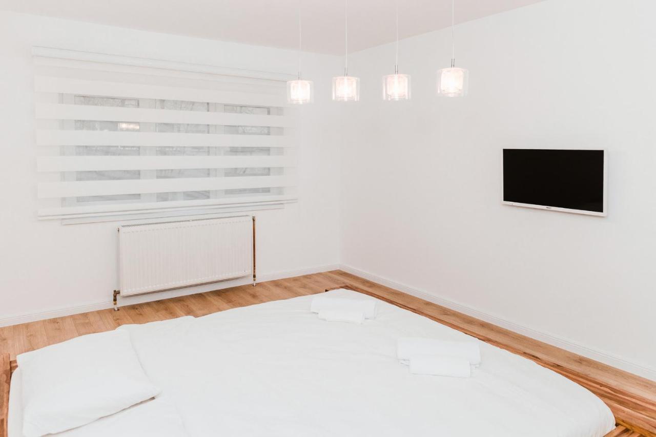 N&B Apartments Cluj Napoca Bagian luar foto