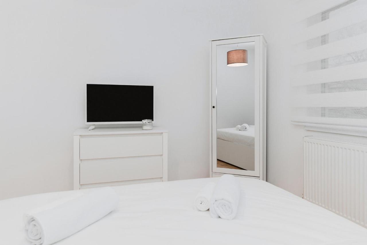 N&B Apartments Cluj Napoca Bagian luar foto